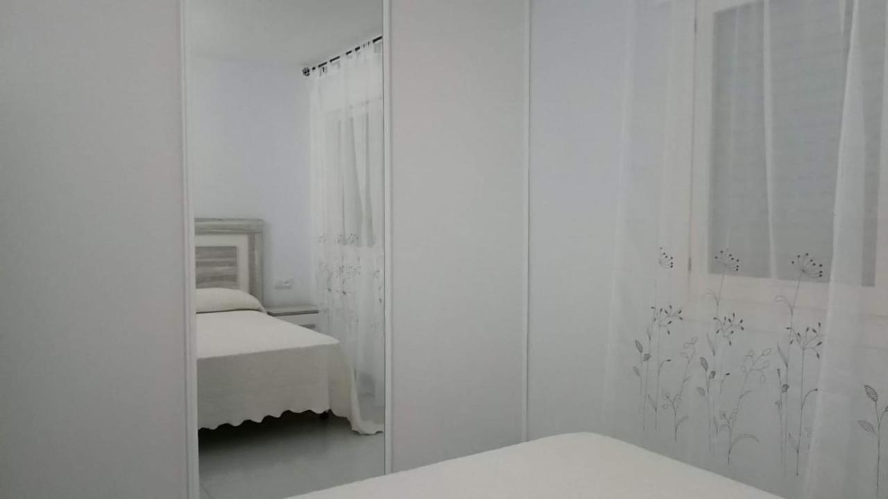 Apartment Relax, Piscina, Playa Y Barbacoa!